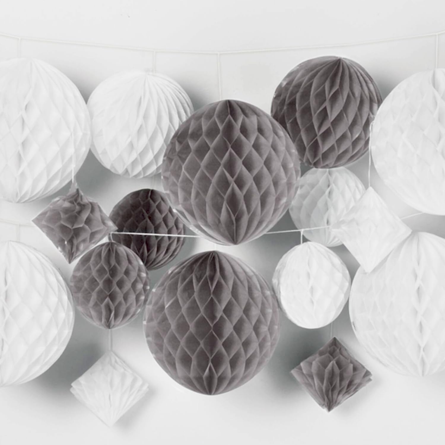 8 Piece 3 Inch Honeycomb Balloon Decorations for Parties