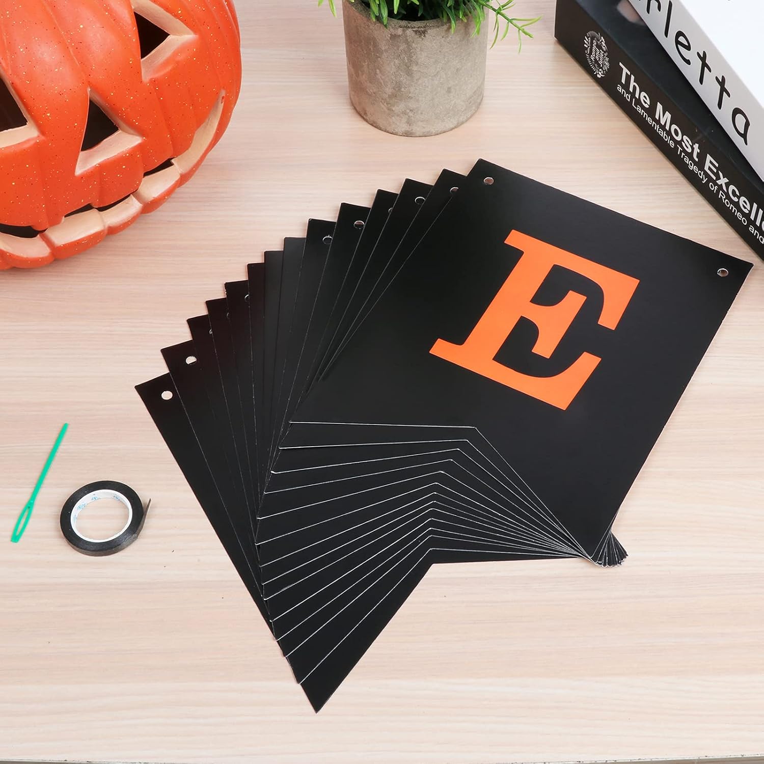 MiniRed Halloween Banner Set with Rope Threader