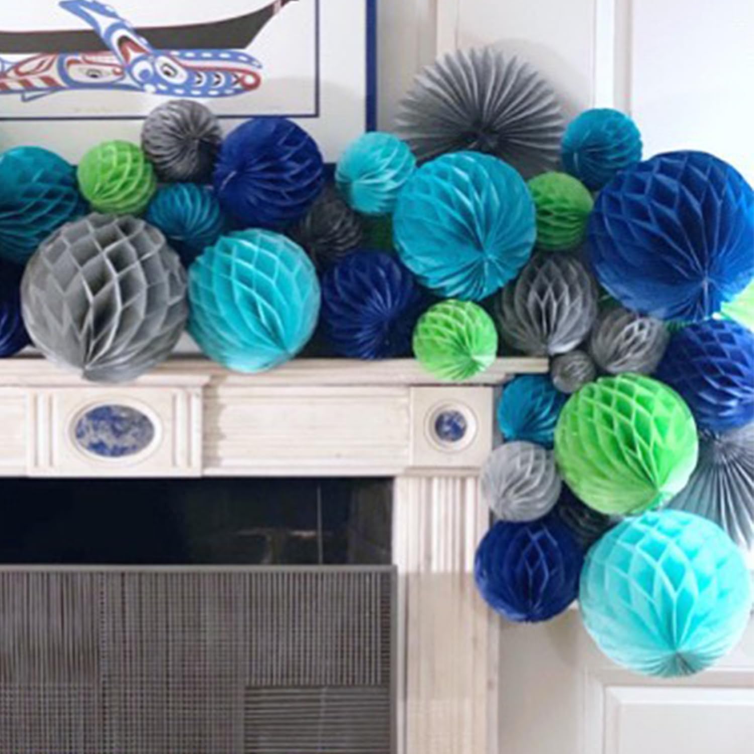 8 Piece 3 Inch Honeycomb Balloon Decorations for Parties