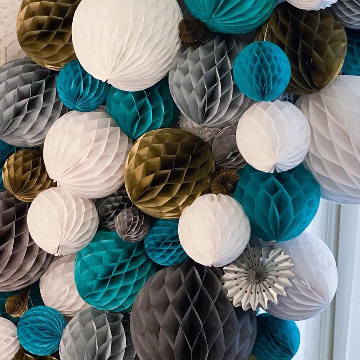 8 Piece 3 Inch Honeycomb Balloon Decorations for Parties