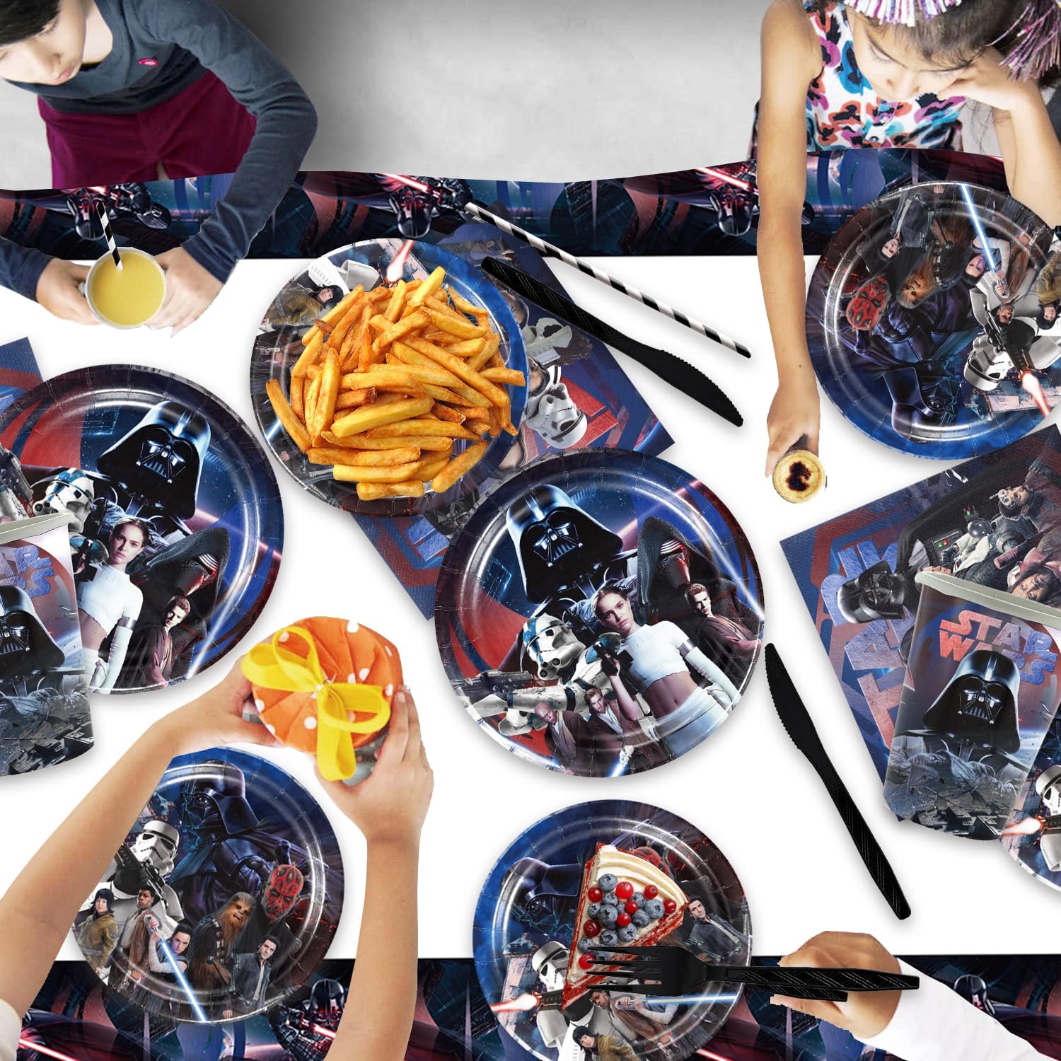 141PCS Star Wars Party Supplies for 20 Guests