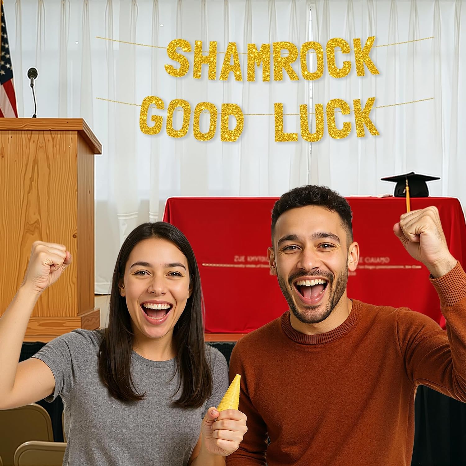 Meowoo Shamrock Good Luck Banner for St Patricks Day