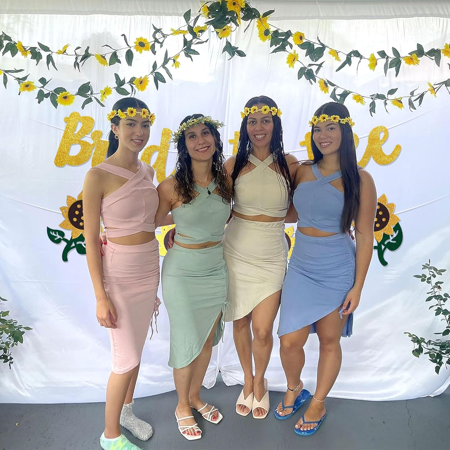 Bride to Bee Banner with Sunflowers Garland Decorations