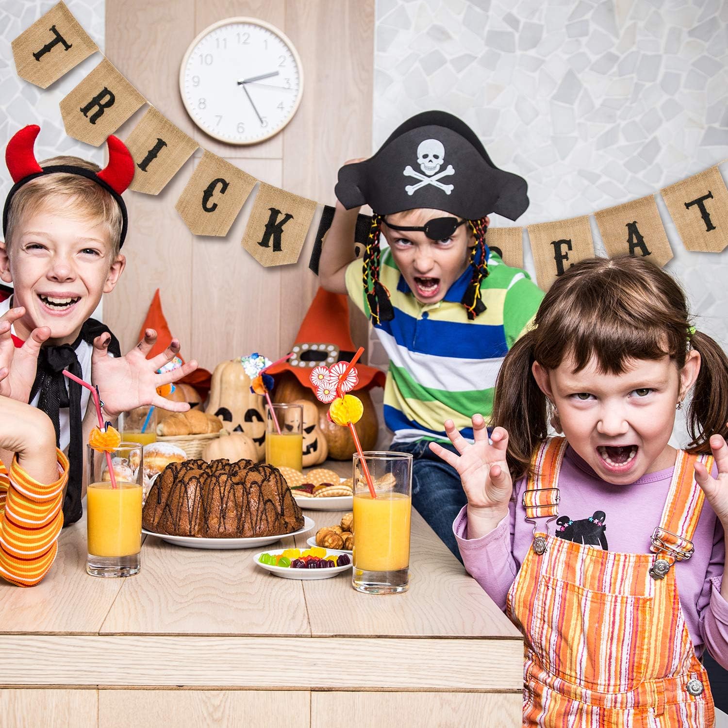 Whaline Halloween Trick or Treat Burlap Banner